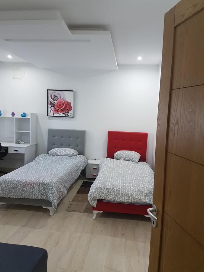 Apartamento Ain Zaghouan Apart In Front Of Tunis Mall Lac 2 Exterior foto